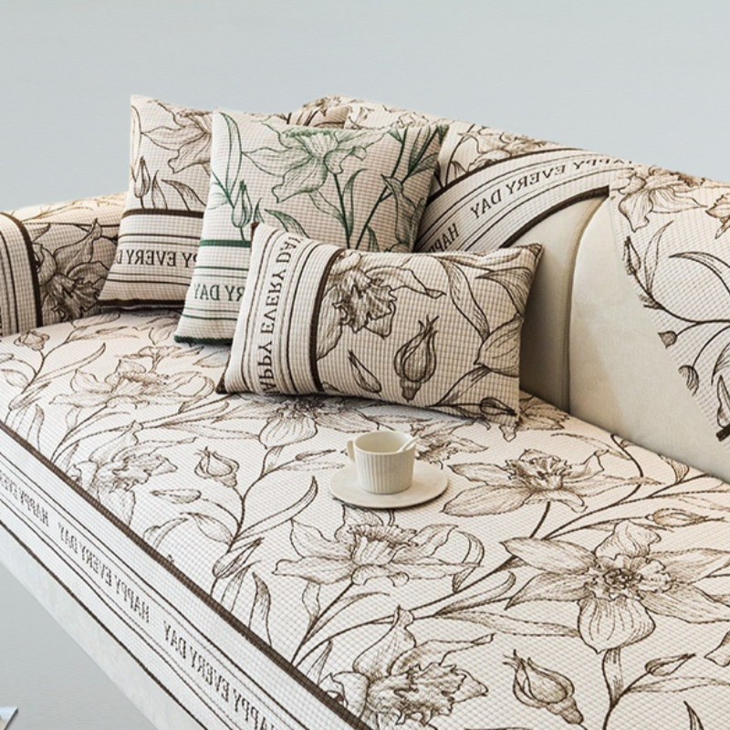 High end retro style, light luxury, all season universal corn velvet sofa cushion