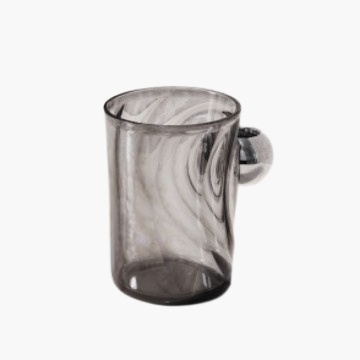 Simple mouthwash cup