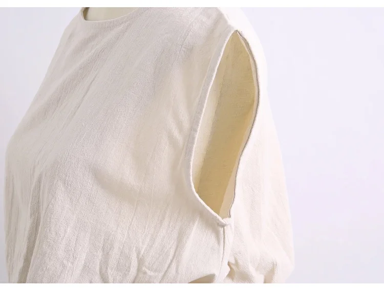 カジュアルにもフォーマルにも使えるワンピース