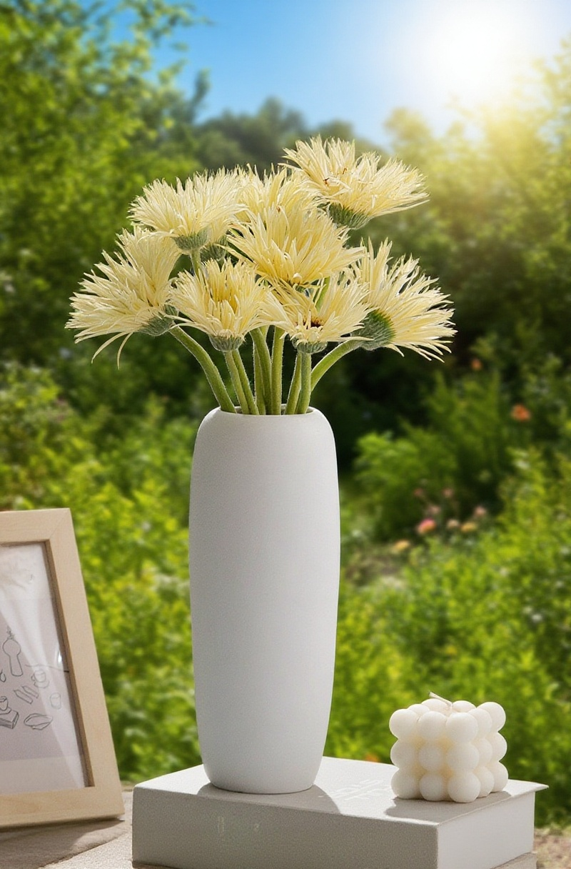 Váza na sušené květiny jako stylový doplněk do bytu