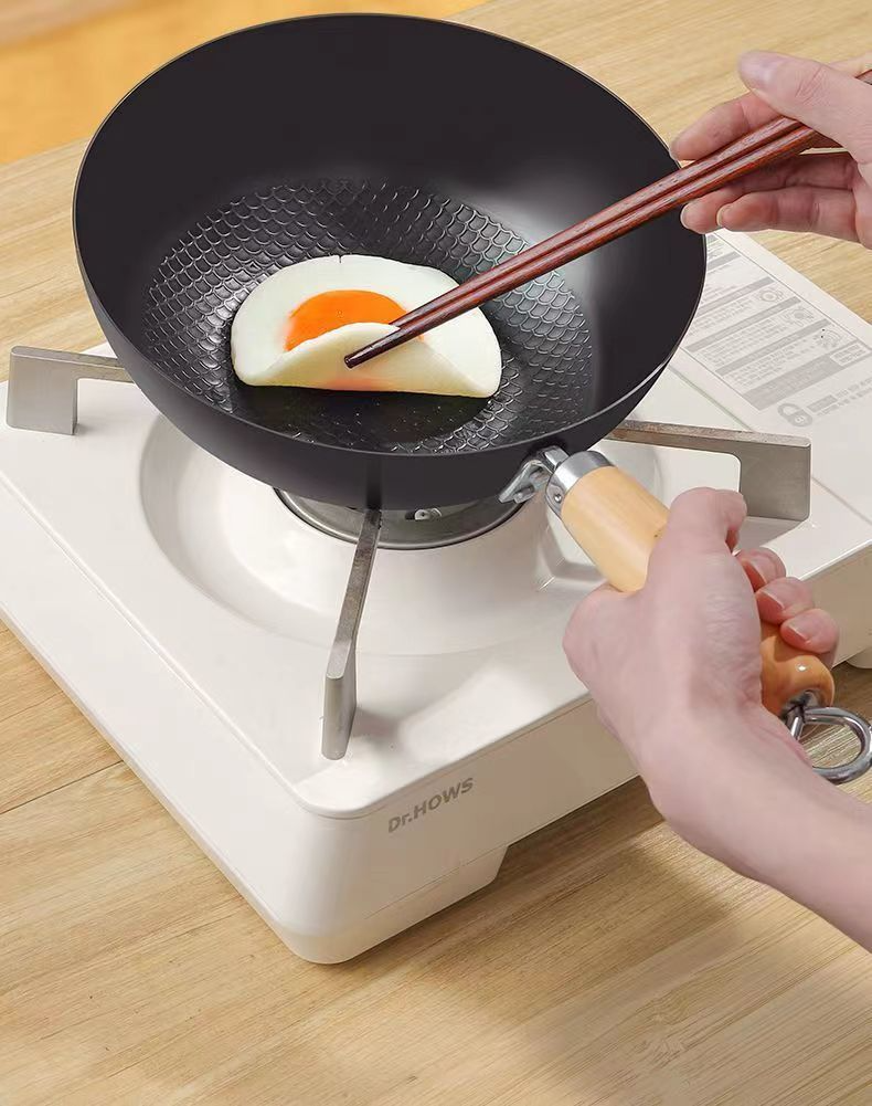 小型鉄鍋で作る美味しい料理の例