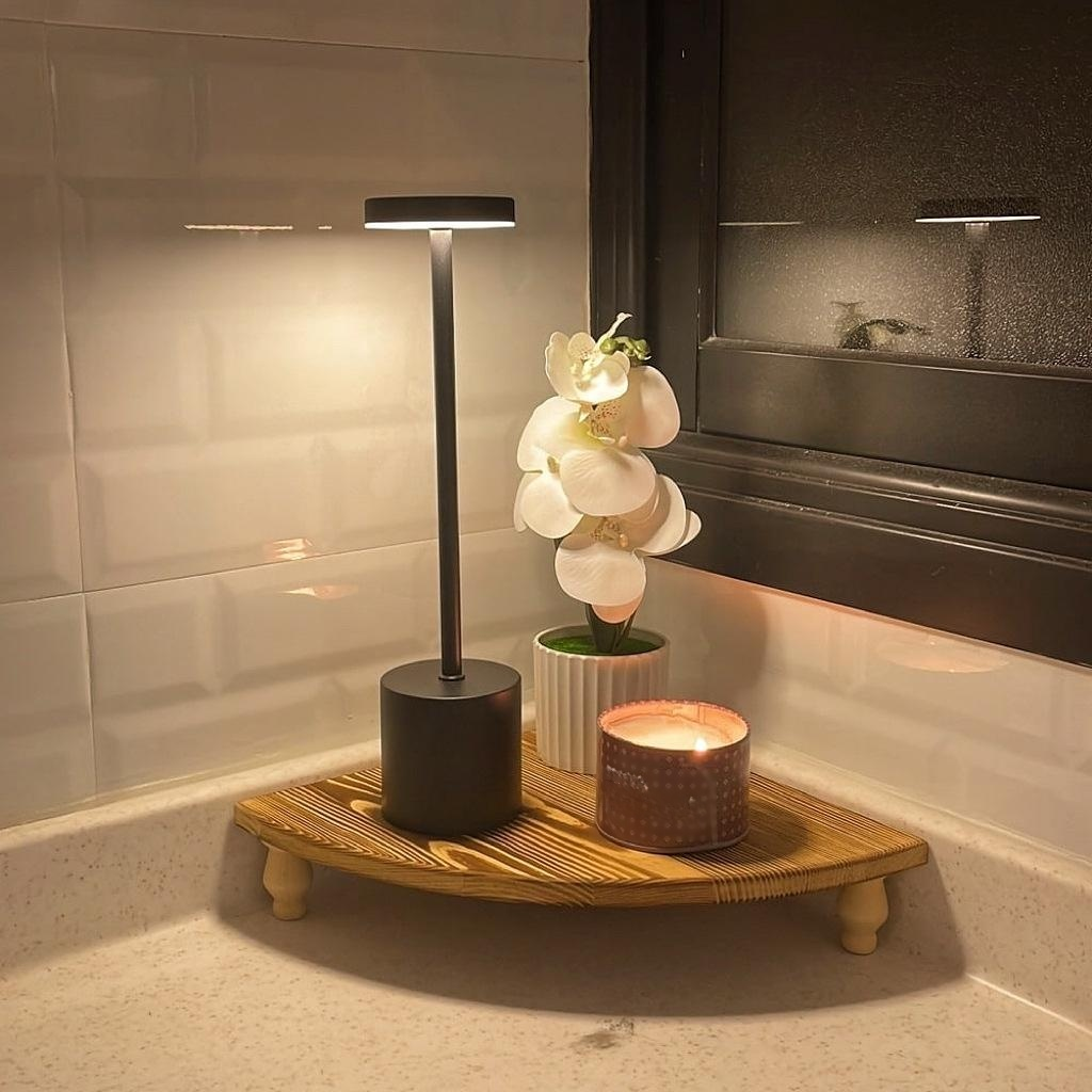 Corner storage bracket for home office