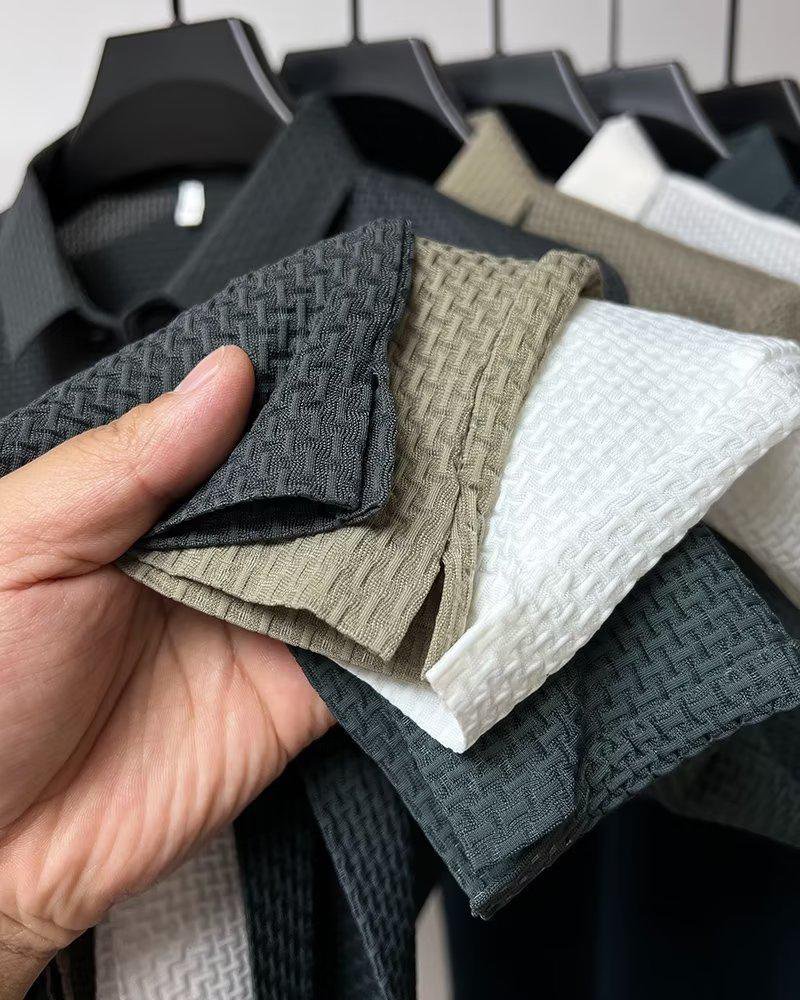 여름용 슬림핏 반팔 티셔츠 디테일