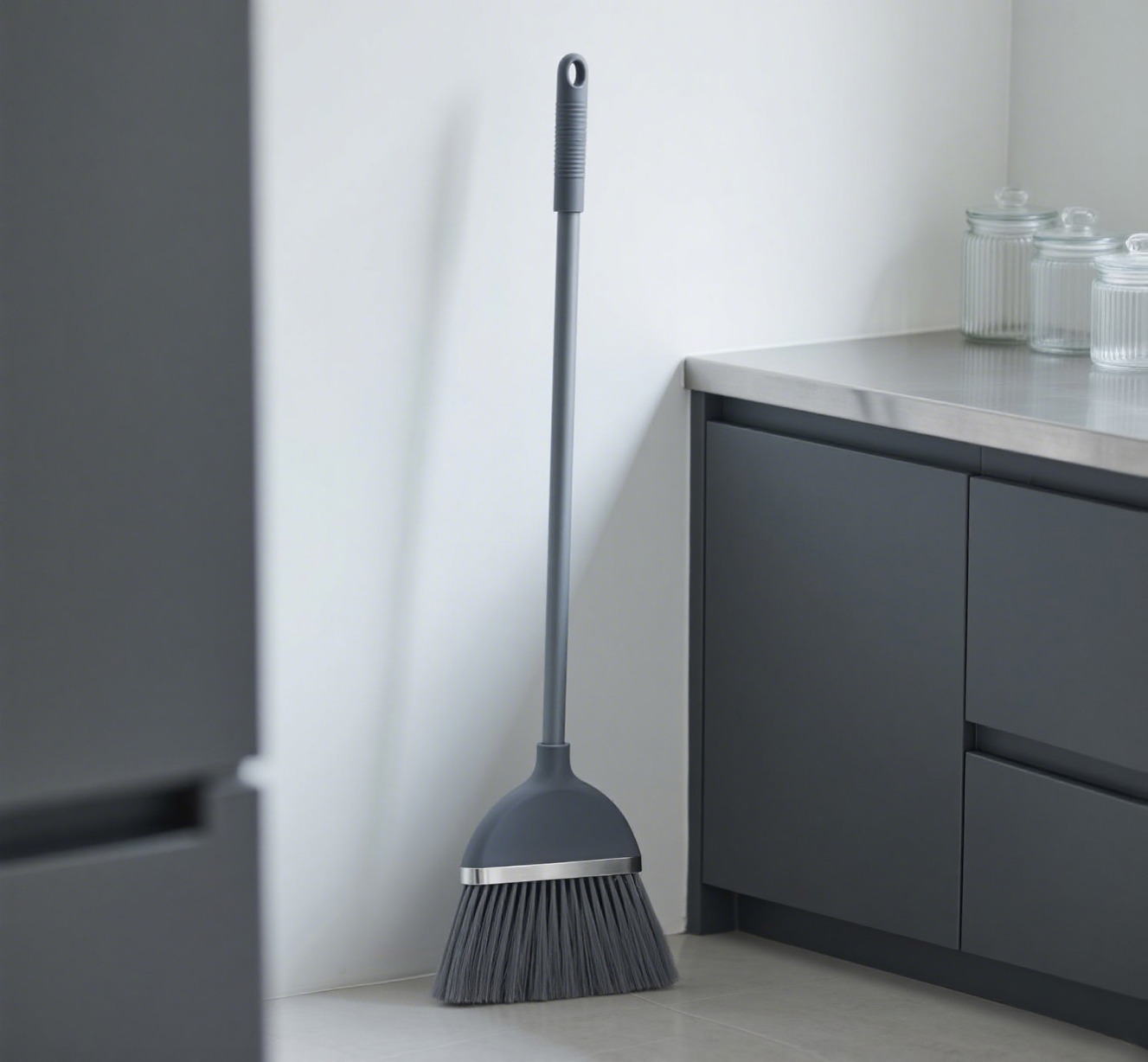 掃把細節特寫，優質材質