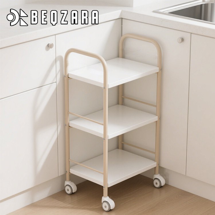 다양한 물품을 정리하는 탈착식 선반 사용 예시