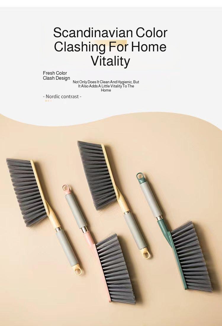 Bed brush tool for quick and effective cleaning