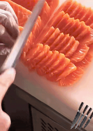 고급 소재로 만든 프리미엄 칼