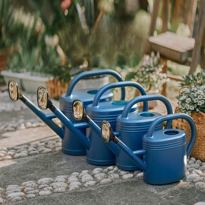 携帯用プラスチック スプリンクラー世帯の水遣りの農業のスプリンクラーの園芸工具のプラスチック スプリンクラー