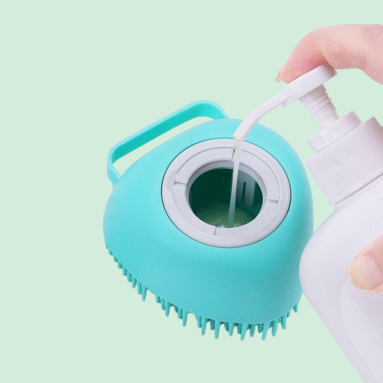 プロ仕様の犬用ペットシャンプーシリコンブラシ