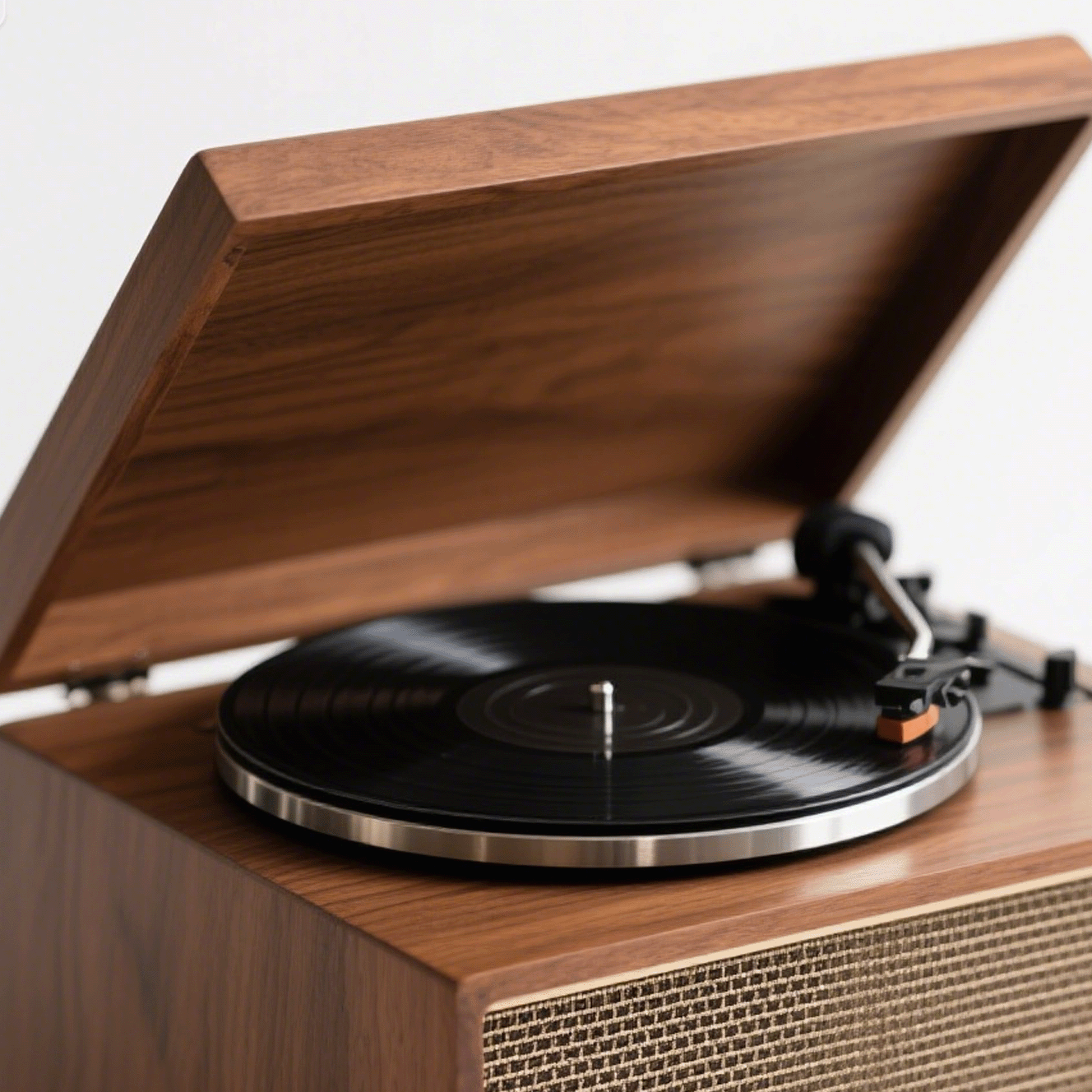 Vintage fa lemezjátszó zenehallgatáshoz