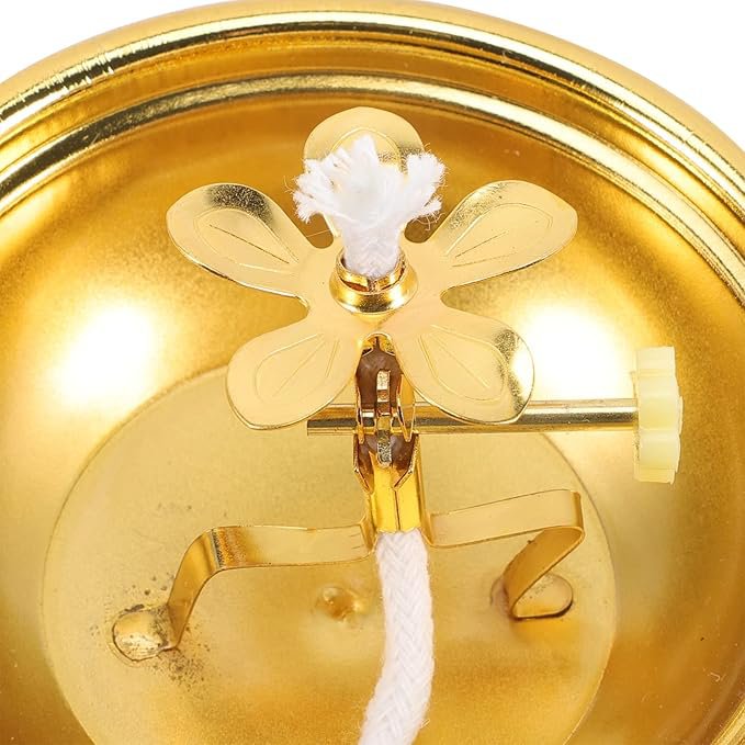 조절 가능한 심지가 있는 오일 램프 클로즈업