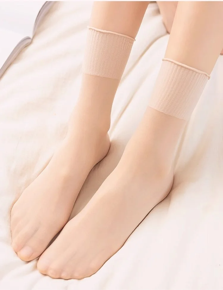 Conjunto de calcetines con volantes en diferentes colores