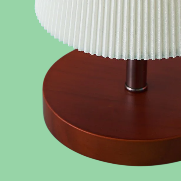 Retro pleated bedside lamp