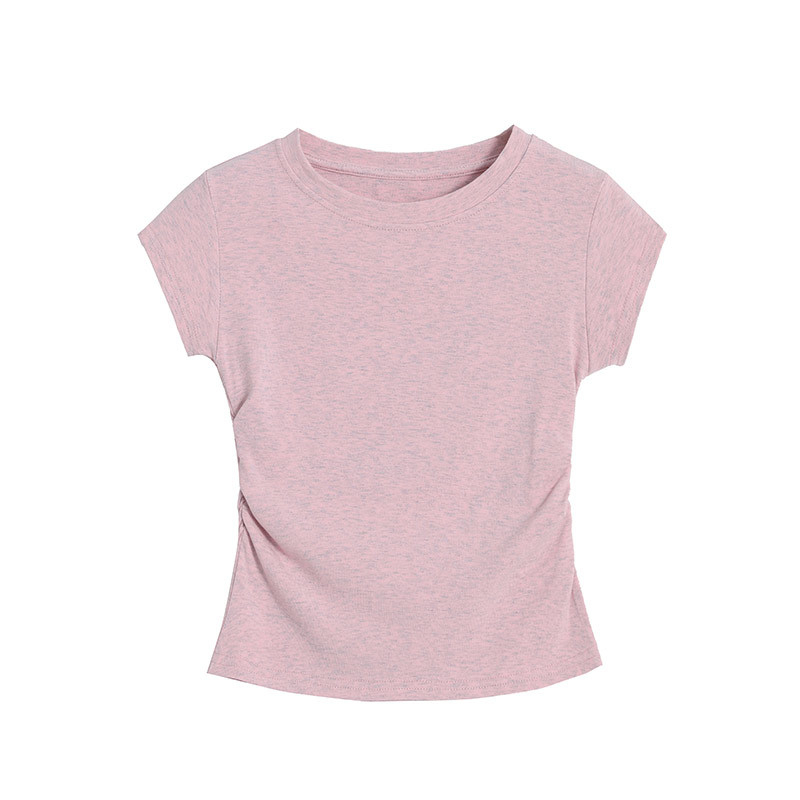 小柄な女性向け塩系トレンドのパフスリーブトップス・夏用ドーパミンコーデ