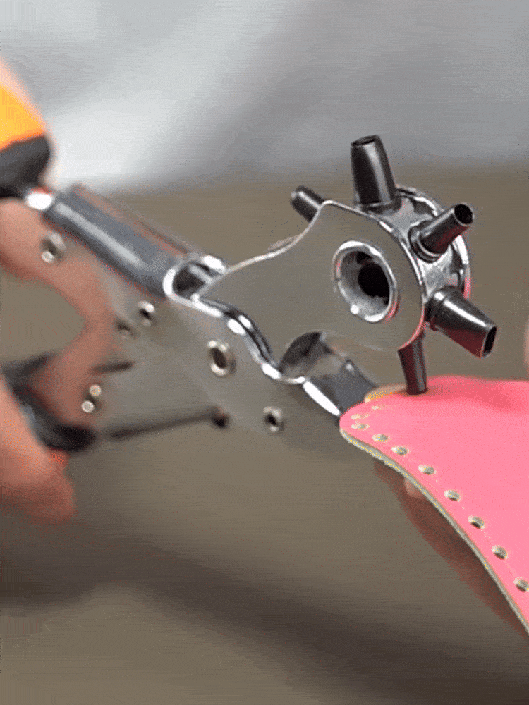 คีมเจาะรูเข็มขัด