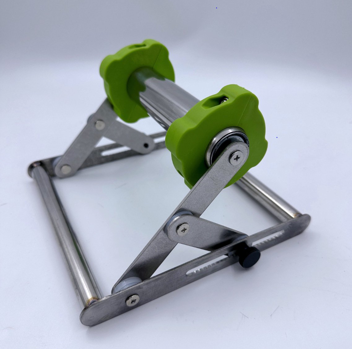 調整可能なブラケット付き切断機トレイの使い方