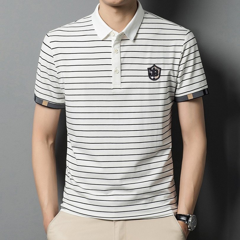 สื้อโปโลแขนสั้นลายทางแฟชั่น
