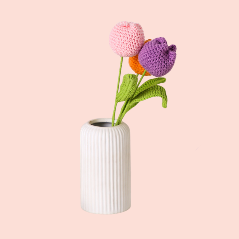 Artificial tulip flowers