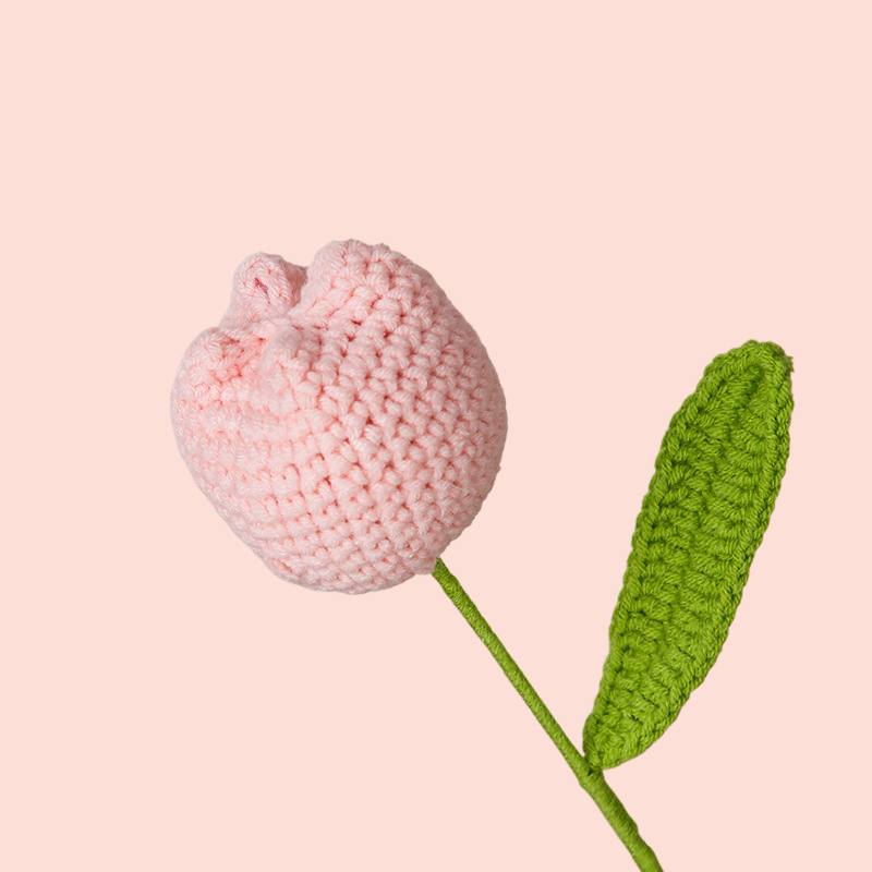 Artificial tulip flowers