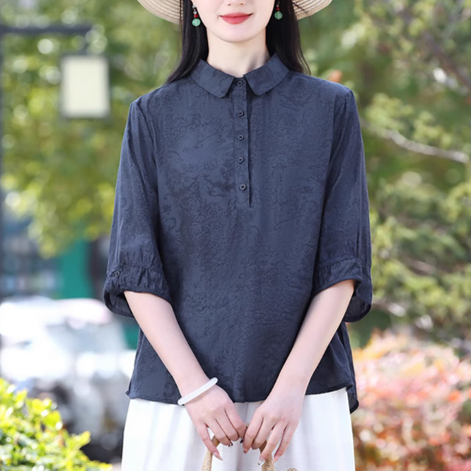 スリムフィットの女性用ジャカードシャツ