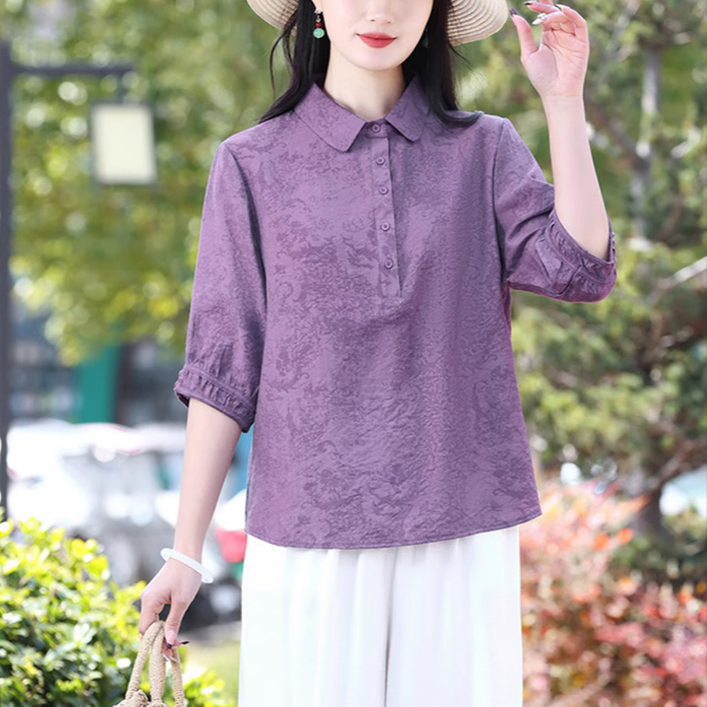 ジャカードシャツの襟元デザイン