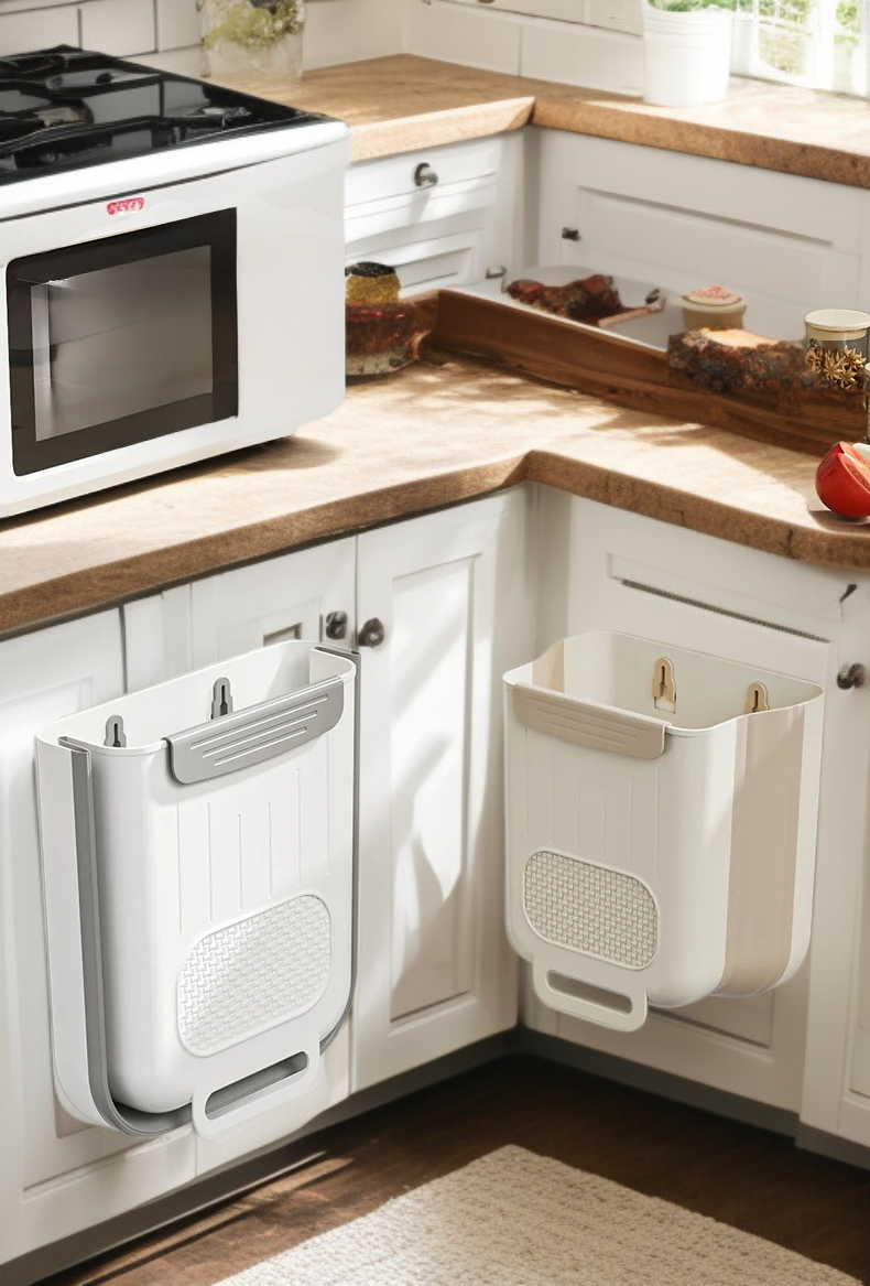 バスルームで使える折りたたみ式ゴミ箱