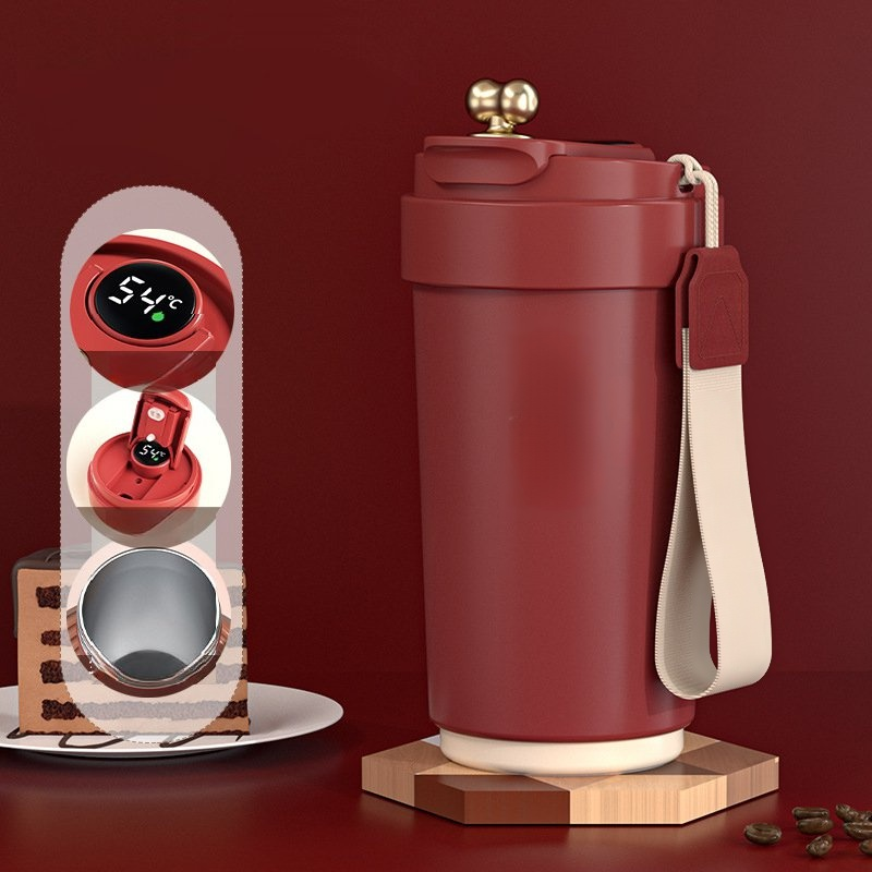 Izolowany kubek do kawy