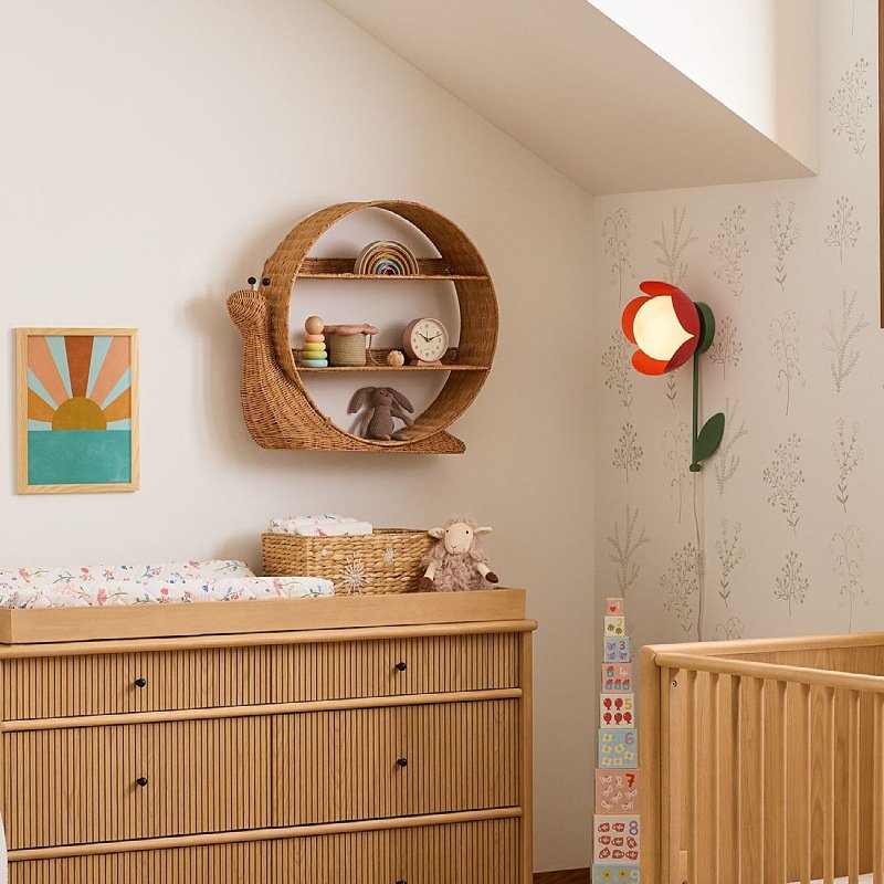 Nordic style rattan wall-mounted storage rack, wall-mounted snail-shaped decorative storage rack, ho