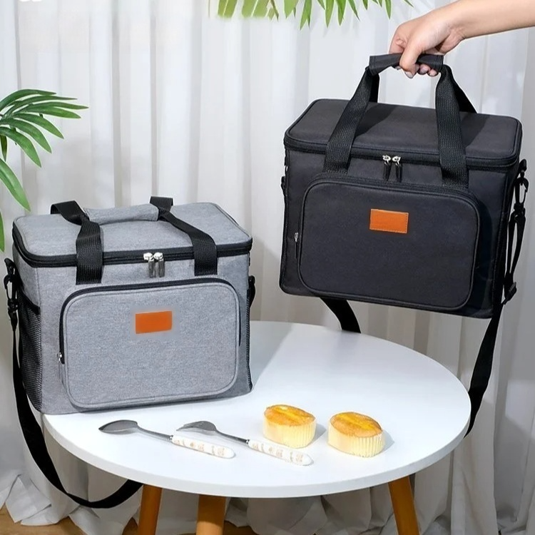 شنطة معزولة للنزهة ذات سعة كبيرة