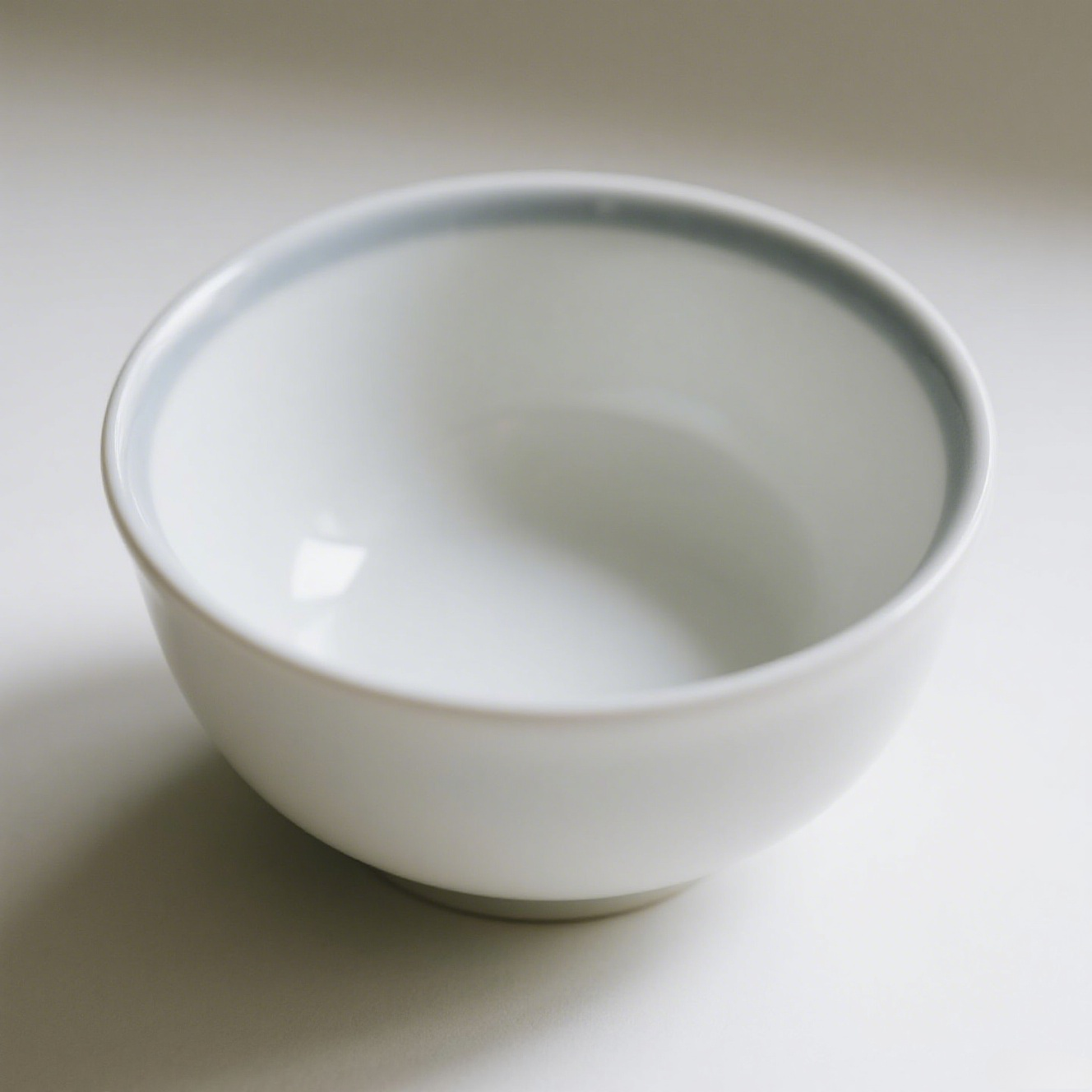 シンプルホワイト陶磁器ボウル6点セットの全体画像