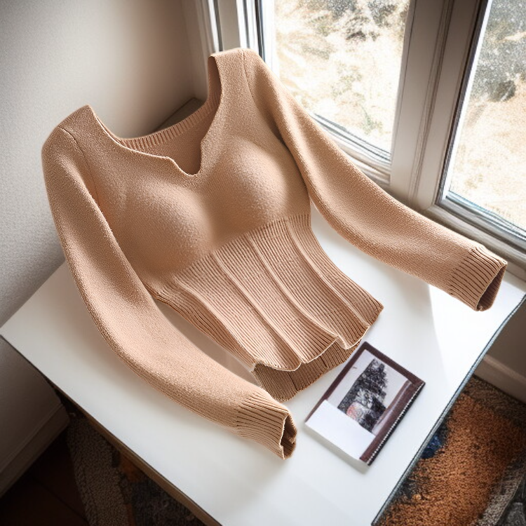 슬림핏 디자인의 겨울 여성 니트 측면 이미지