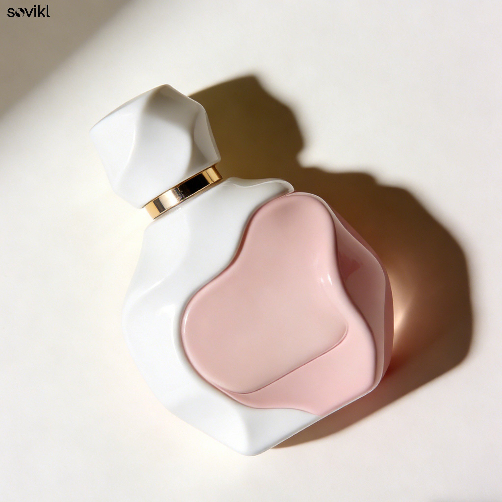 Pink and white color-blocked perfume travel-size bottles (10 bottles)