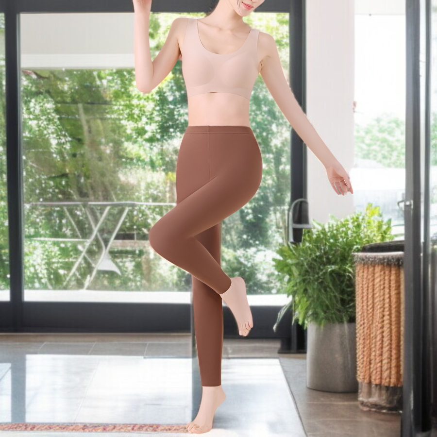 얇은 소재의 여성 데님 바지