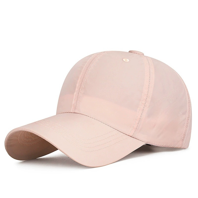 通気性と速乾性に優れたキャップ