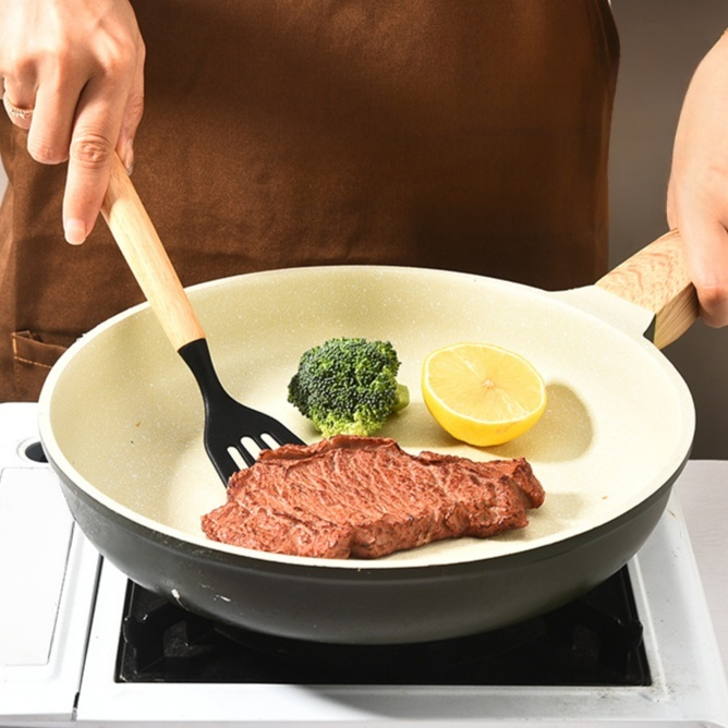 Hochwertiges Silikon-Küchenwerkzeugset mit Holzgriff, hitzebeständig und leicht zu reinigen