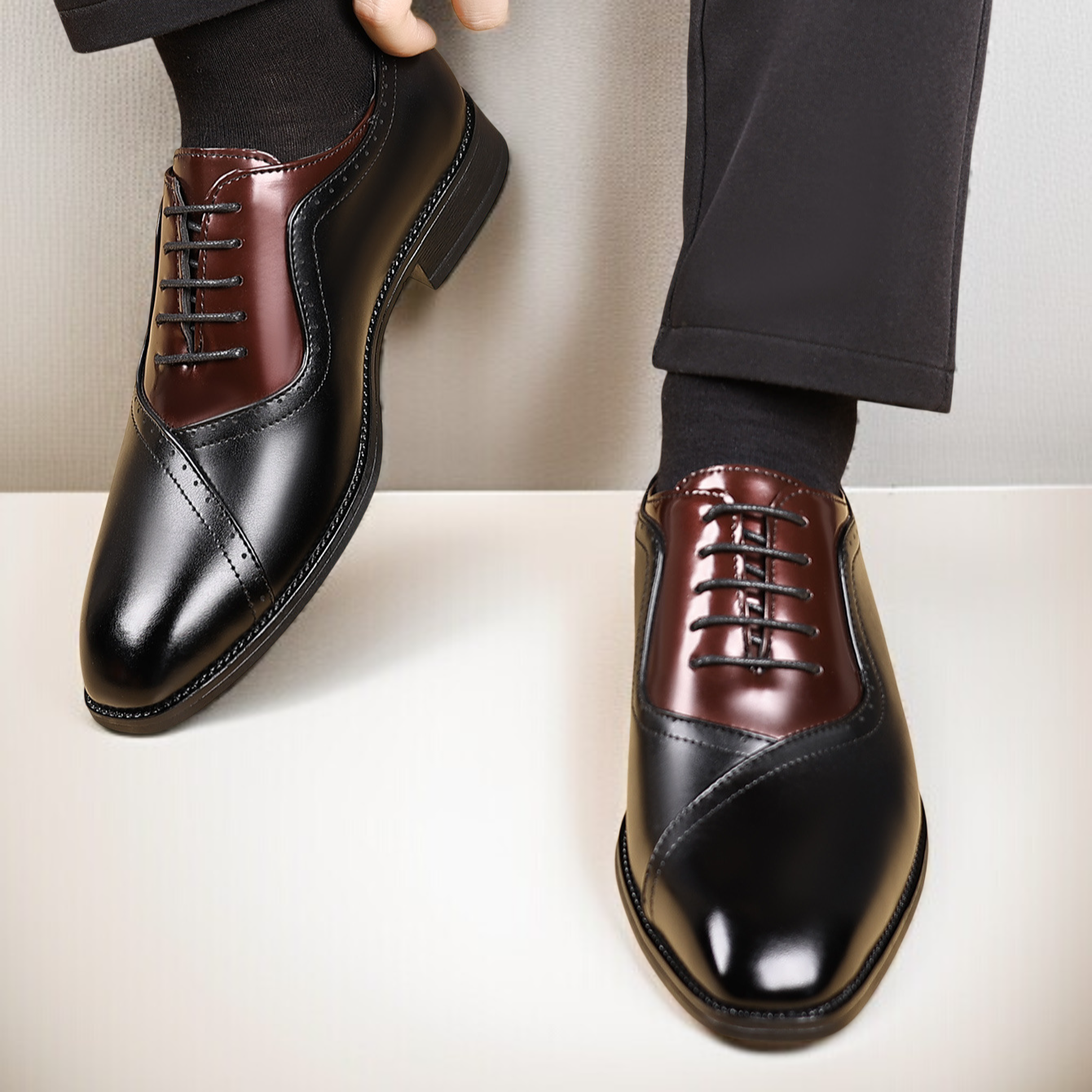 男士皮鞋7906の耐久性と品質を示す画像