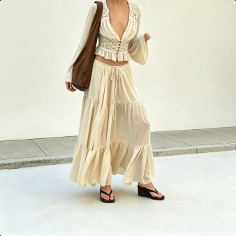 Elegantes Damen-Set mit Bindegürtel und Maxikleid