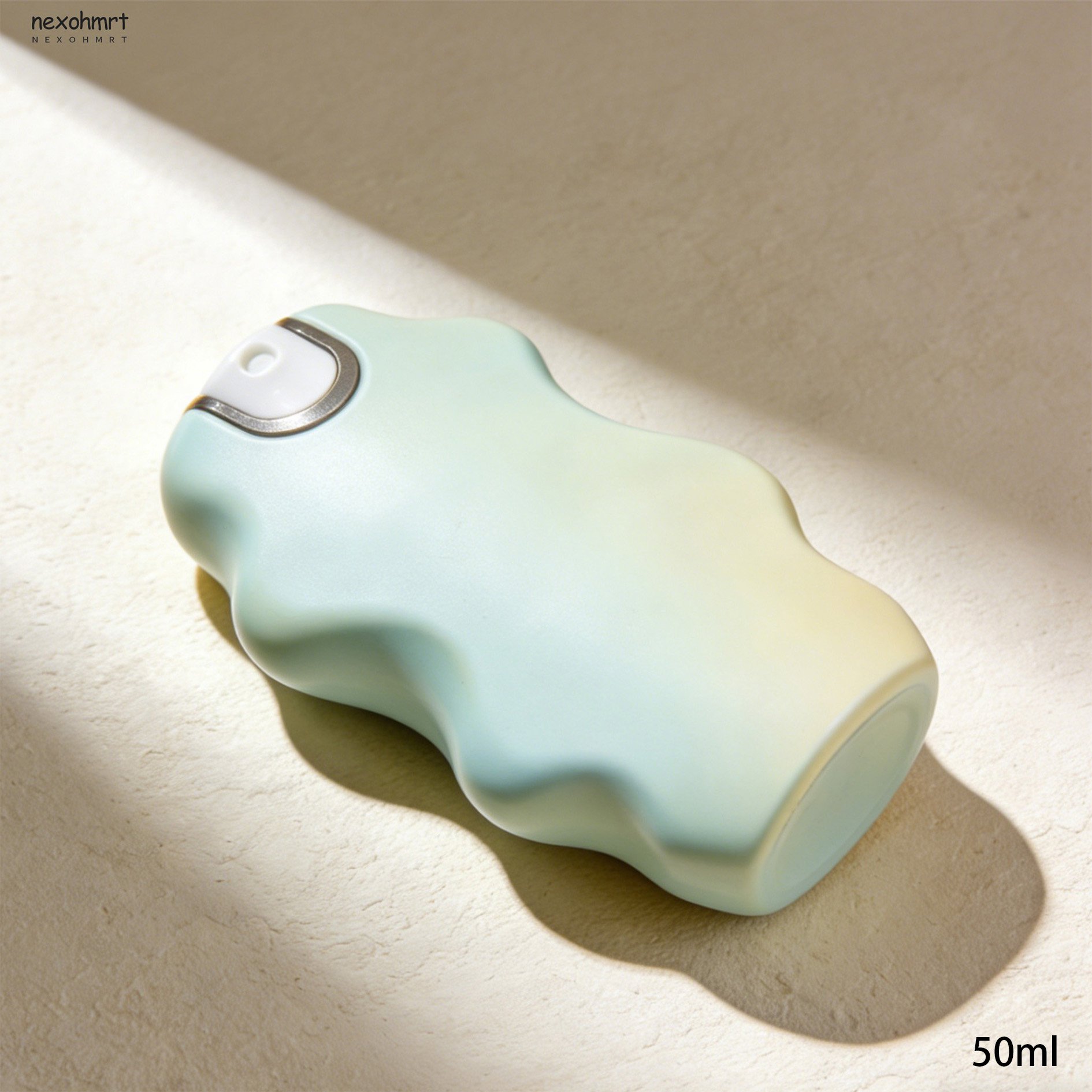 ครีมกันแดดสูตรพิเศษ ปกป้องรังสี UVA UVB