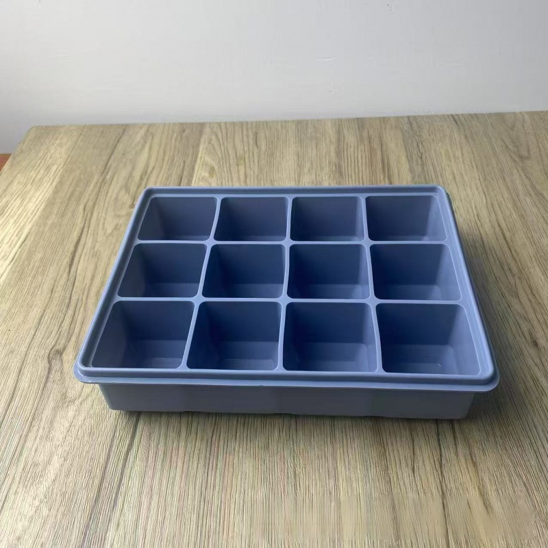 Household 4-Grid Ice Cube Tray with Lid