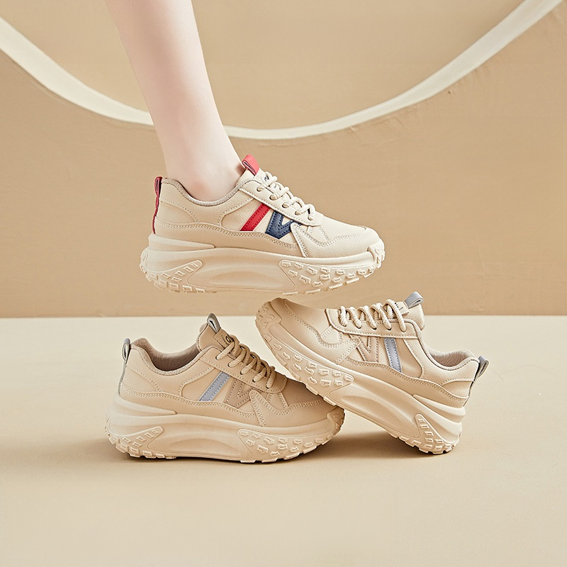 أحذية كاجوال ذات نعل سميك تحافظ على راحة قدميك طوال اليوم