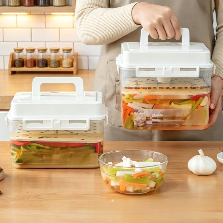 Large capacity kimchi jar