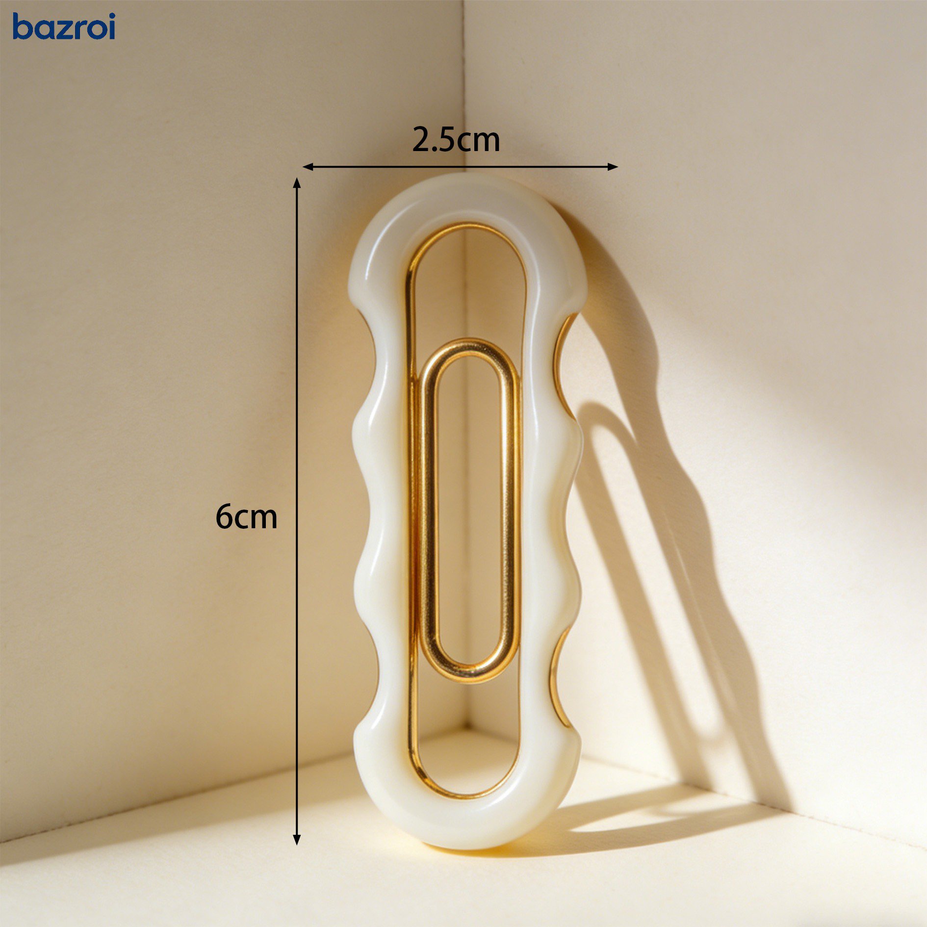 書類をしっかり固定する波型ペーパークリップ