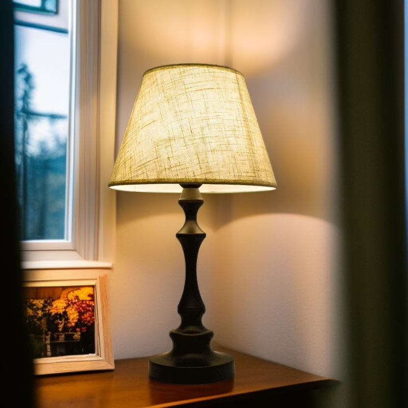 家庭用寝室LEDベッドサイドランプ ヨーロピアン鉄製ムードスタンド ファブリック読書ライト