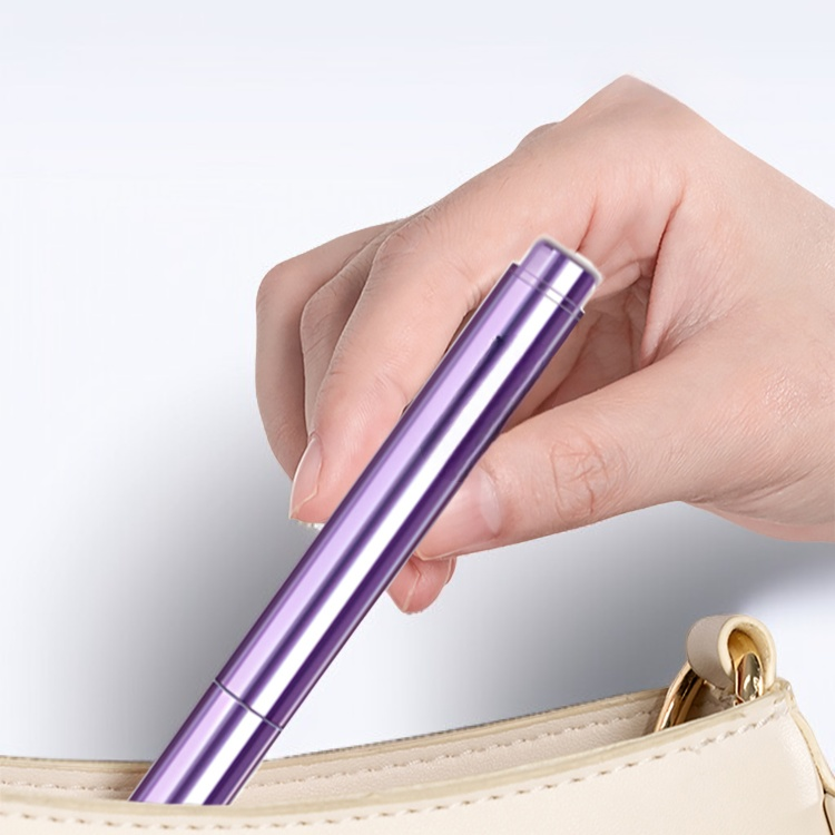 휴대가 간편한 네일 에센스 펜슬