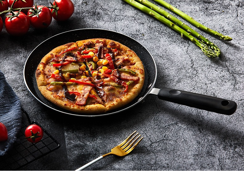 프라이팬 손잡이 디테일