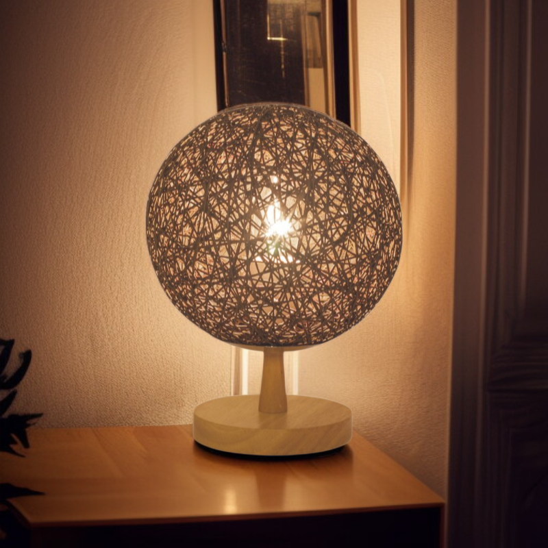 삼베 로프와 등나무 공 모양 테이블 램프