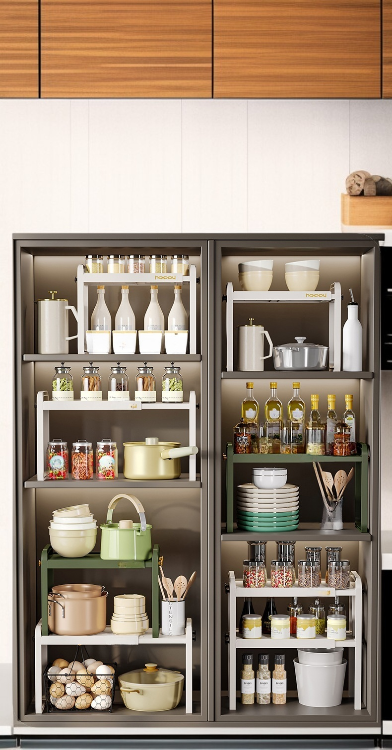 Expandable kitchen rack for compact spaces