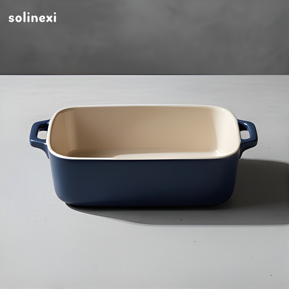 Sada čtyř pečicích plechů vhodných do trouby