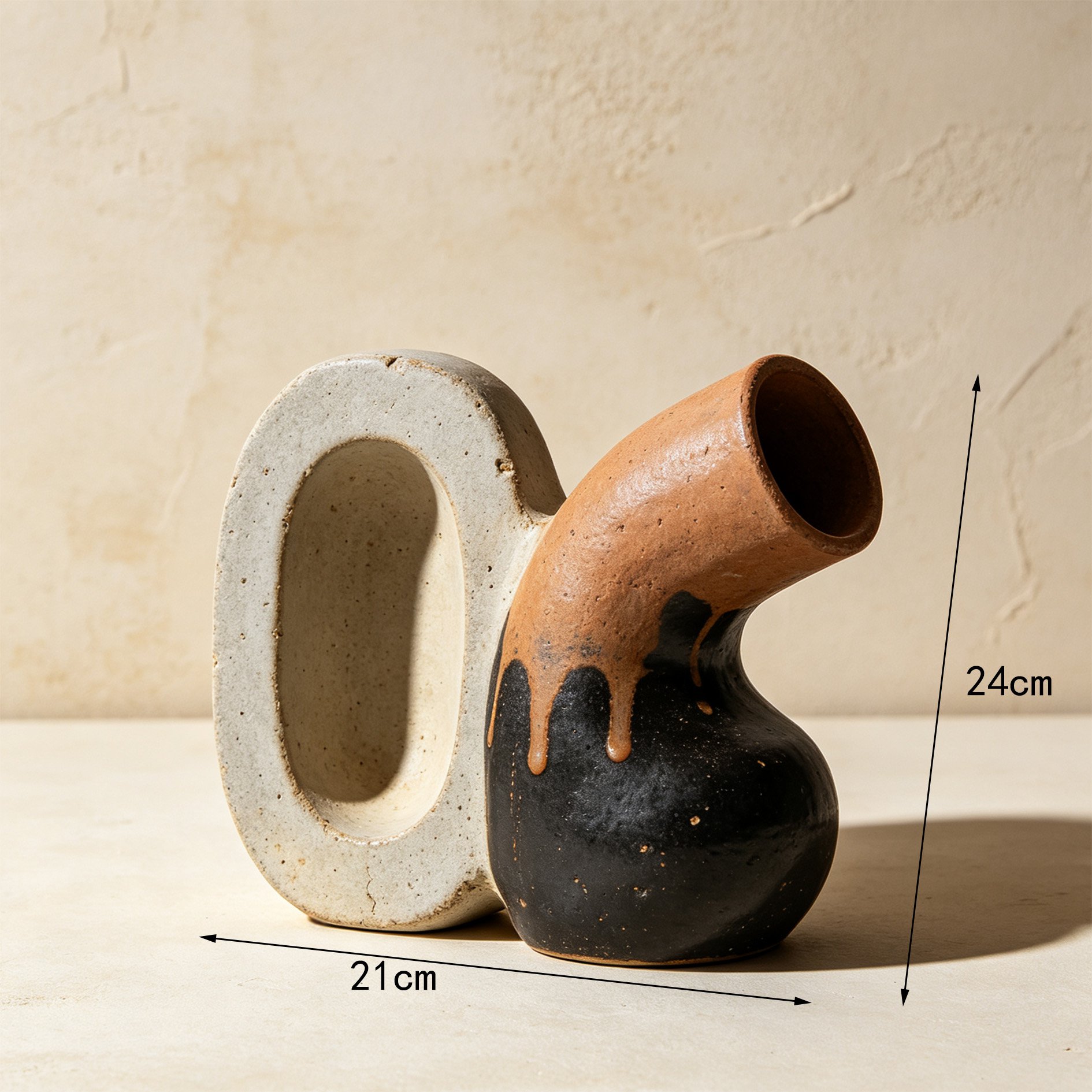 手作り風の陶器製アートオブジェ