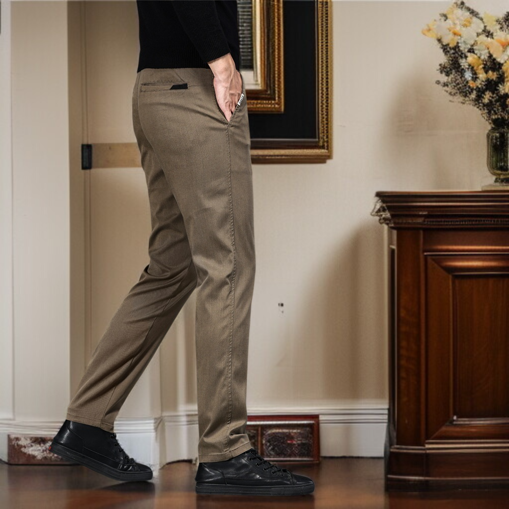ビジネスカジュアル メンズ スリムストレートパンツ ストレッチ 春用